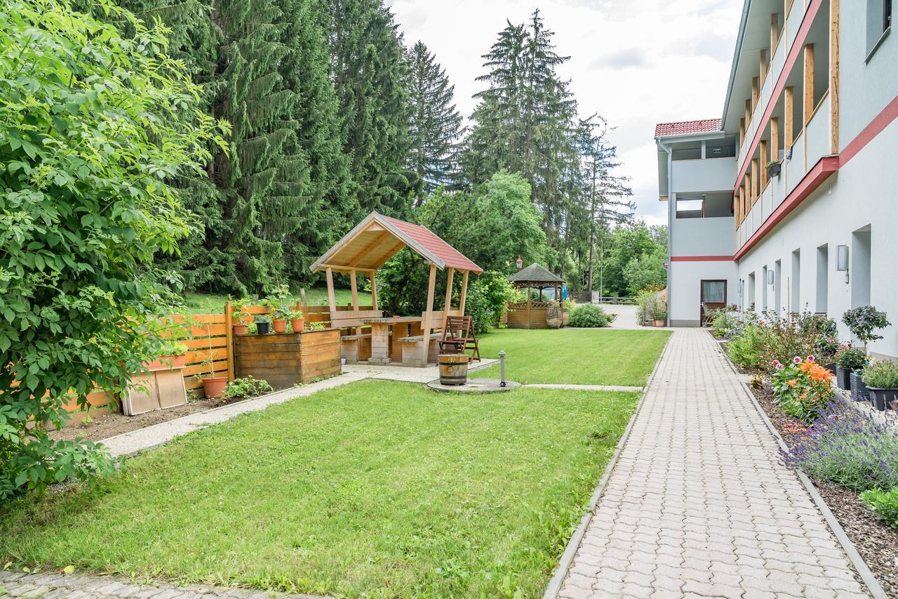 Апартаменты Smart Liv'In Laabnerhof Лабен Экстерьер фото
